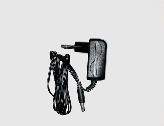 Ladekabel Ladegerät Ladebuchs 8v 600mA Informations Technik