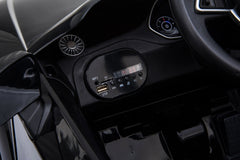 Kinder Elektro Auto Audi Tt Rs Cabrio mit Fernbedienung Usb und Mp3 Anschluss 2x30W Motoren und 12V
