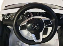Mercedes-Benz Amg Gla45 Kinderauto 12V 2x35W  Kinderfahrzeug Kinder Elektroauto Mp3