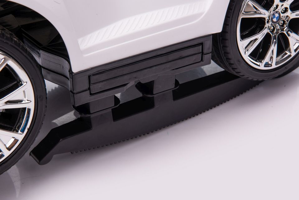 4in1 Kinder Rutschauto BMW M5 Rutscher Schiebestange MP3 Kinderauto