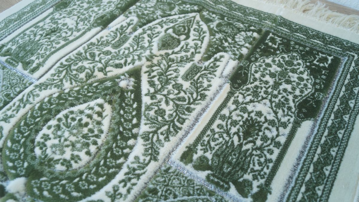 Gebetsteppich Gebetsmatte Muslim Seccade Namaz Gebet weich Kets Kadifeteks