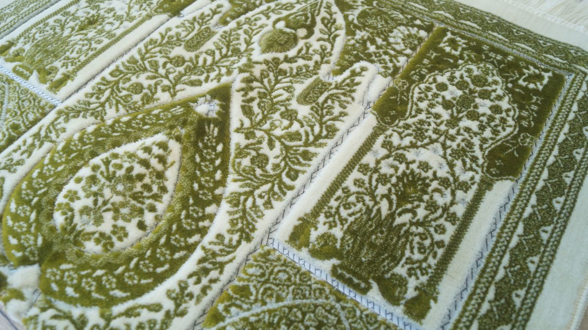 Gebetsteppich Gebetsmatte Muslim Seccade Namaz Gebet weich Kets Kadifeteks